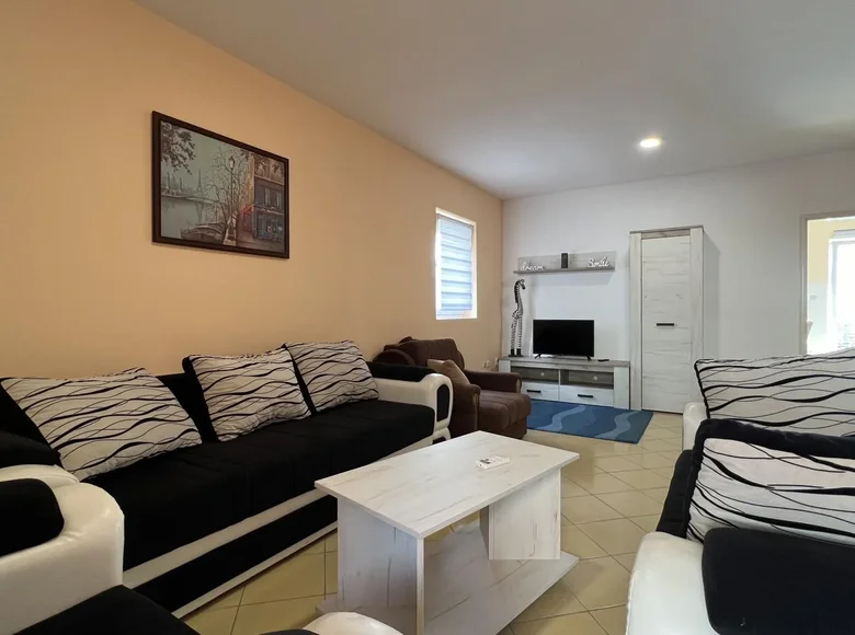 Apartment 54 m² Bijela, Montenegro