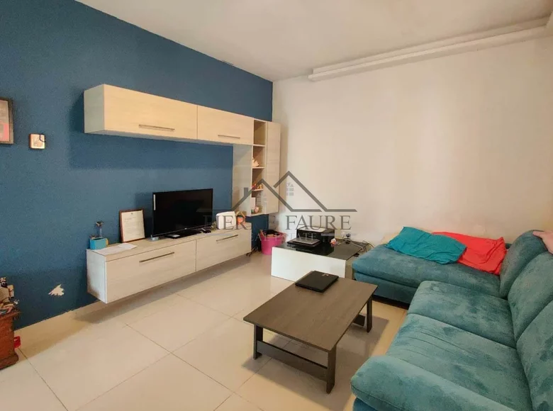 Dom wolnostojący 3 pokoi 115 m² Gharghur, Malta