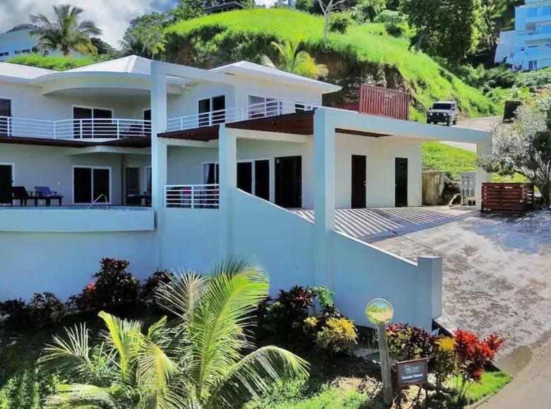 6 bedroom house 715 m² Roatan, Honduras