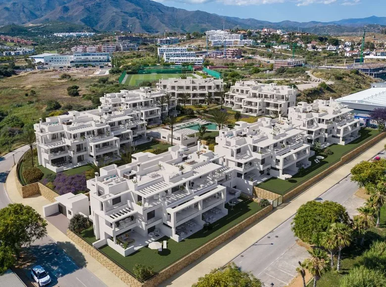 3 bedroom apartment 146 m² Estepona, Spain