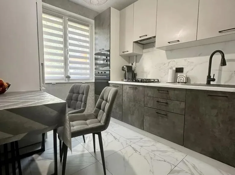 Appartement 3 chambres 68 m² Minsk, Bélarus