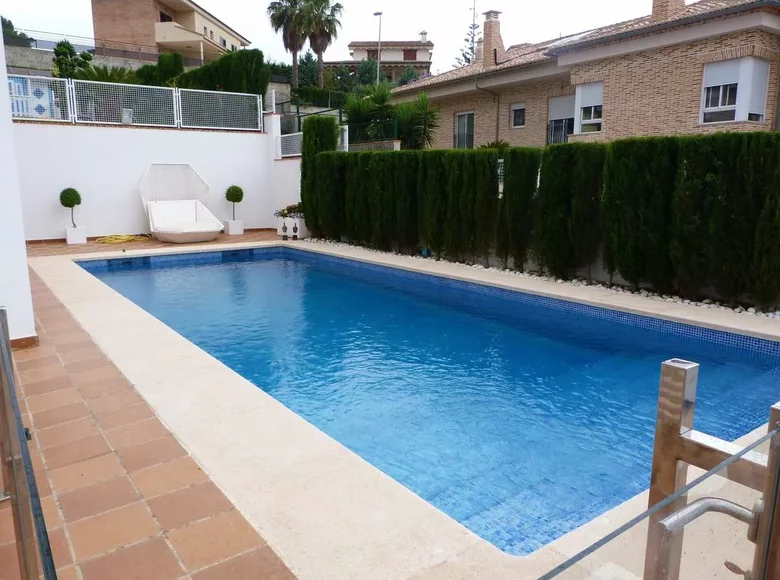 villa de 5 chambres 800 m² Carcaixent, Espagne