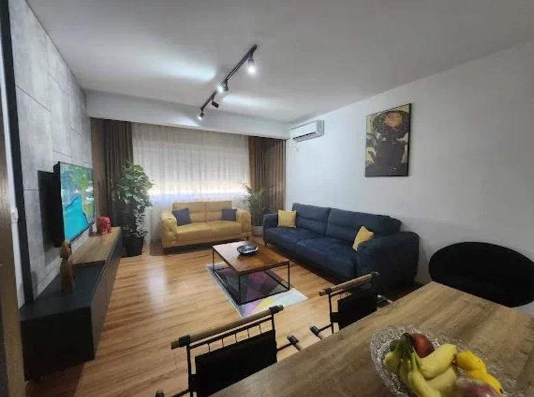 Wohnung 3 Schlafzimmer 63 m² Budva, Montenegro