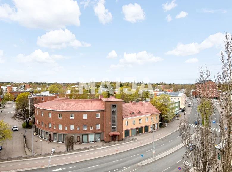 Office 64 m² in Helsinki sub-region, Finland
