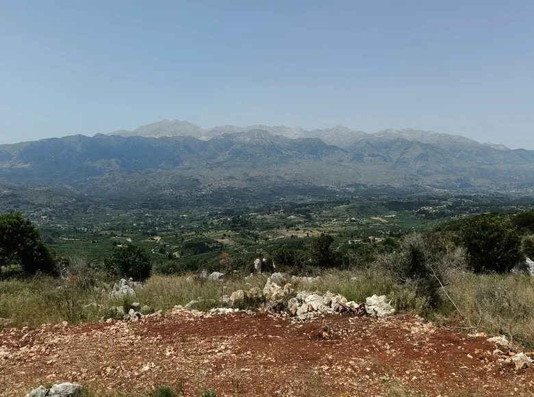 Parcelas  Litsarda, Grecia
