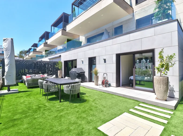 4 bedroom apartment 172 m² Ses Rotes Velles, Spain