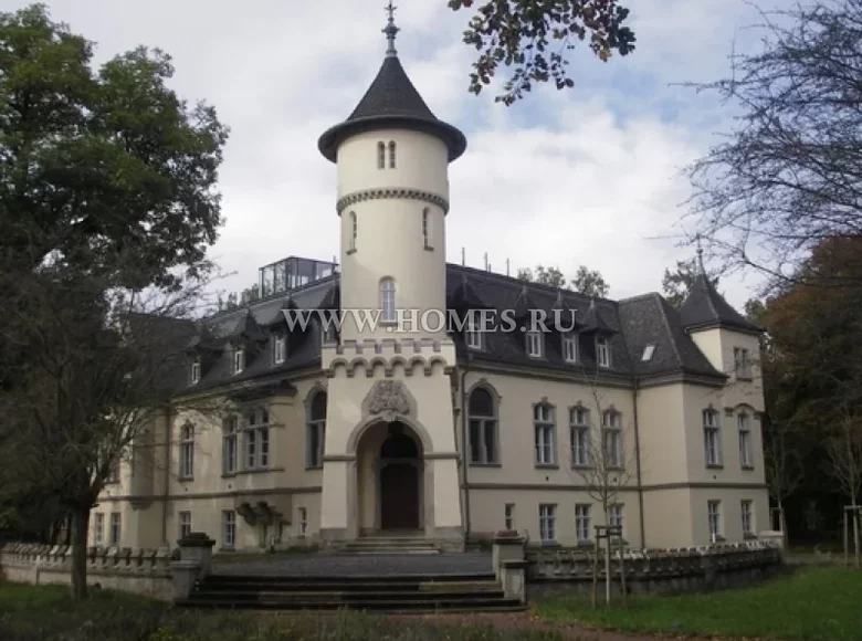 Замок 21 спальня 2 250 м² Германия, Германия