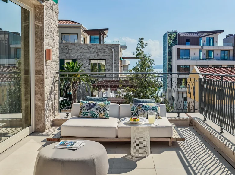 2 bedroom apartment 191 m² Kumbor, Montenegro