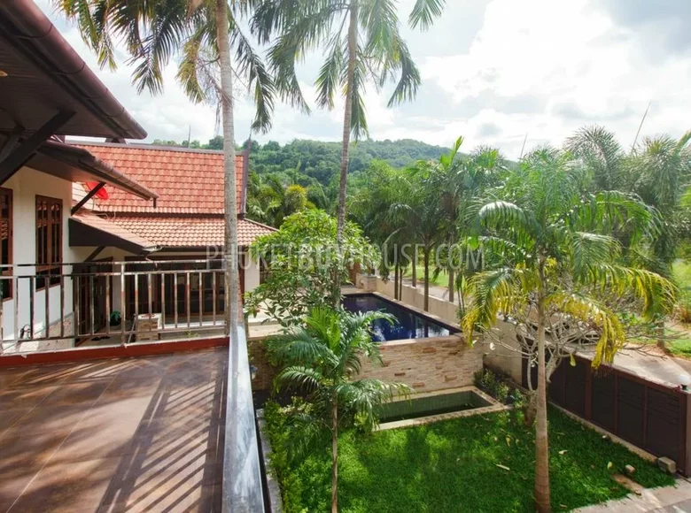 3 bedroom villa 350 m² Phuket, Thailand