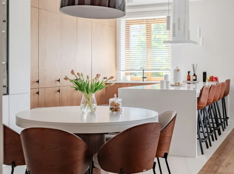 4 room apartment 126 m² Warsaw, Poland
