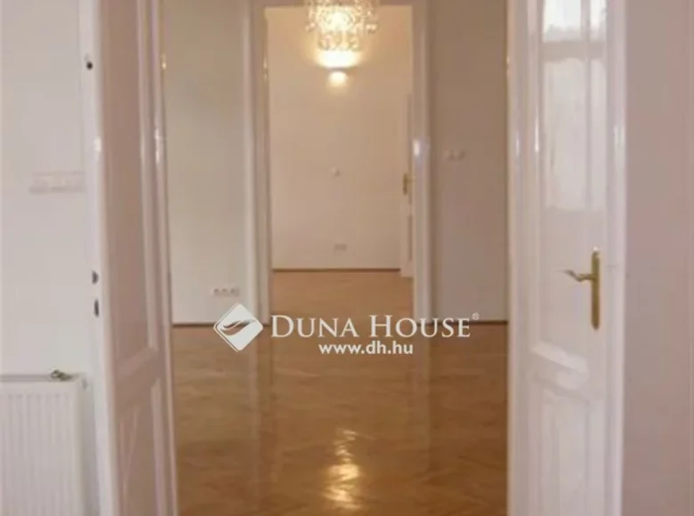 Apartamento 98 m² Budapest, Hungría