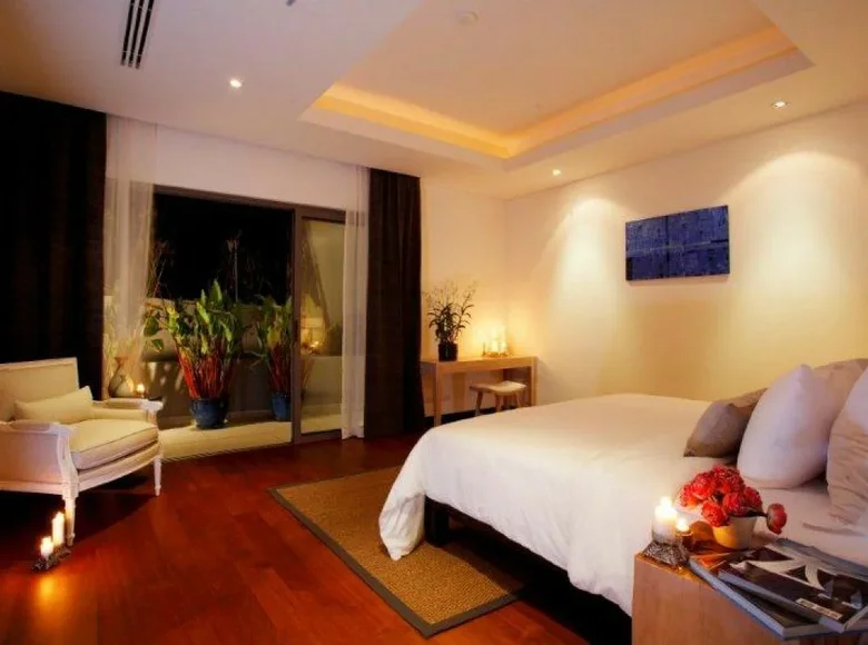 Piso independiente 2 habitaciones 181 m² Phuket, Tailandia
