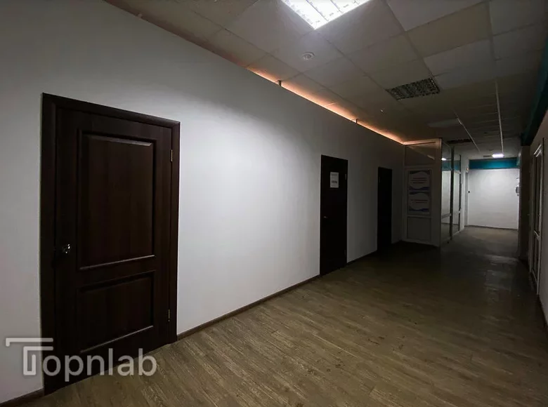 Propiedad comercial 220 m² en Rusia, Rusia