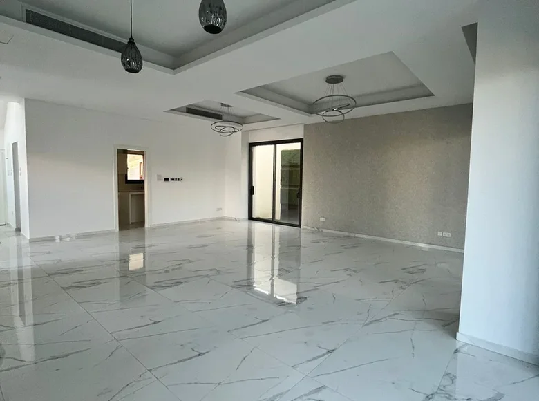 Maison 4 chambres 285 m² Limassol, Bases souveraines britanniques