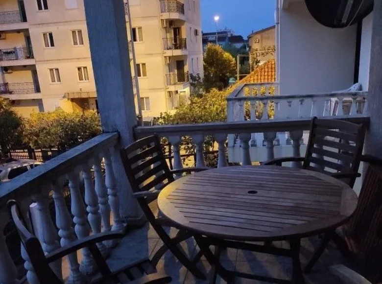 Wohnung 1 Schlafzimmer 44 m² Budva, Montenegro