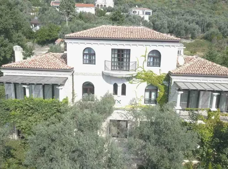 Villa 550 m² Rijeka-Rezevici, Montenegro