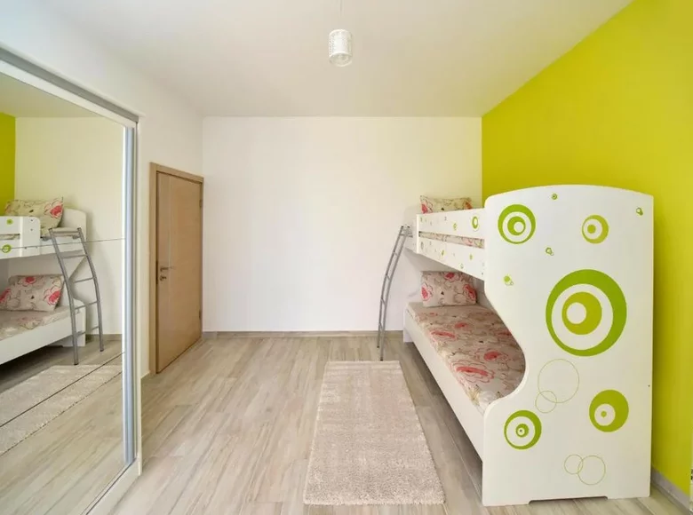 Квартира 2 спальни 104 м² Добра Вода, Черногория