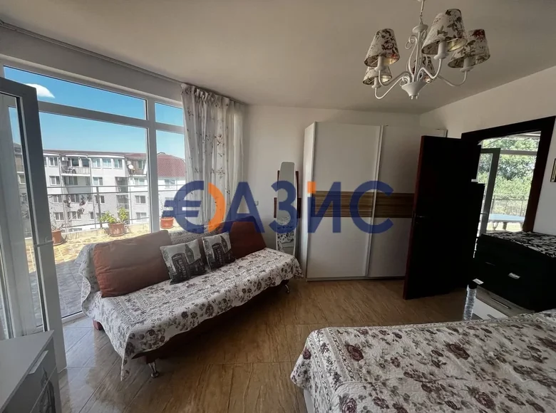 Mieszkanie 3 pokoi 140 m² Słoneczny Brzeg, Bułgaria