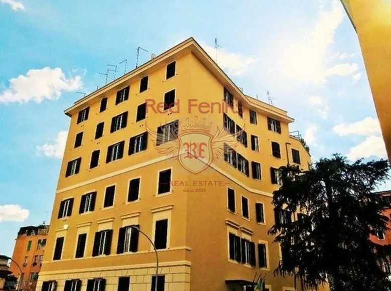 2 bedroom apartment 150 m² Rome, Italy