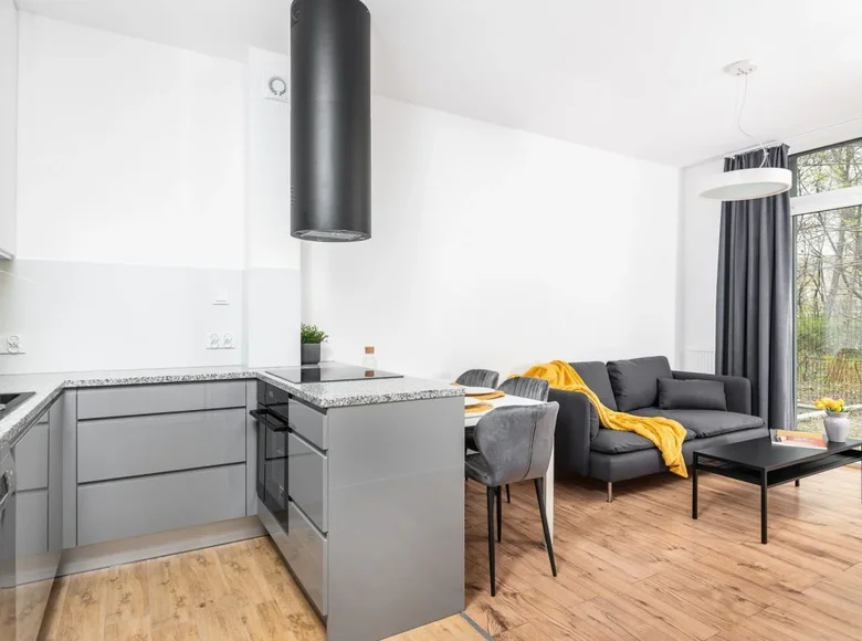 Mieszkanie 3 pokoi 45 m² Kraków, Polska