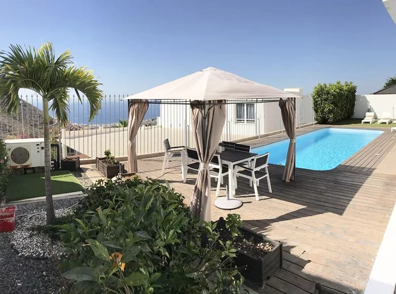 3 bedroom villa 67 m² Santa Cruz de Tenerife, Spain