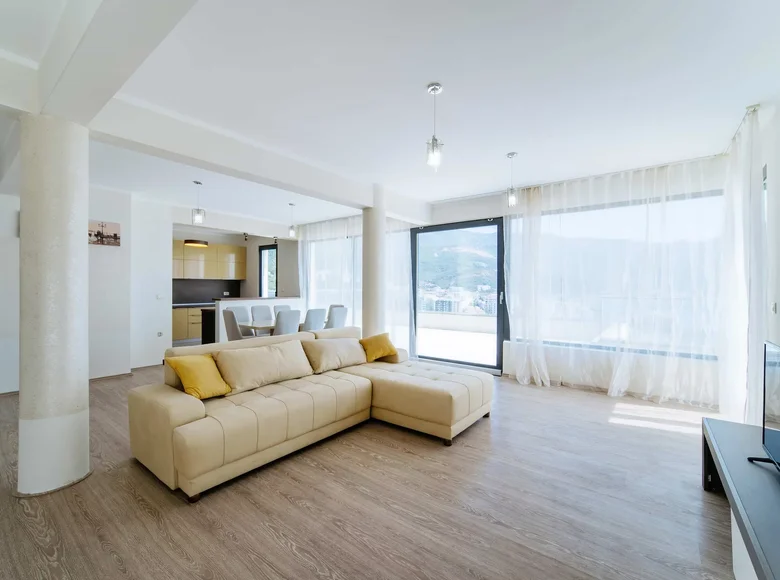 3 bedroom apartment  Becici, Montenegro