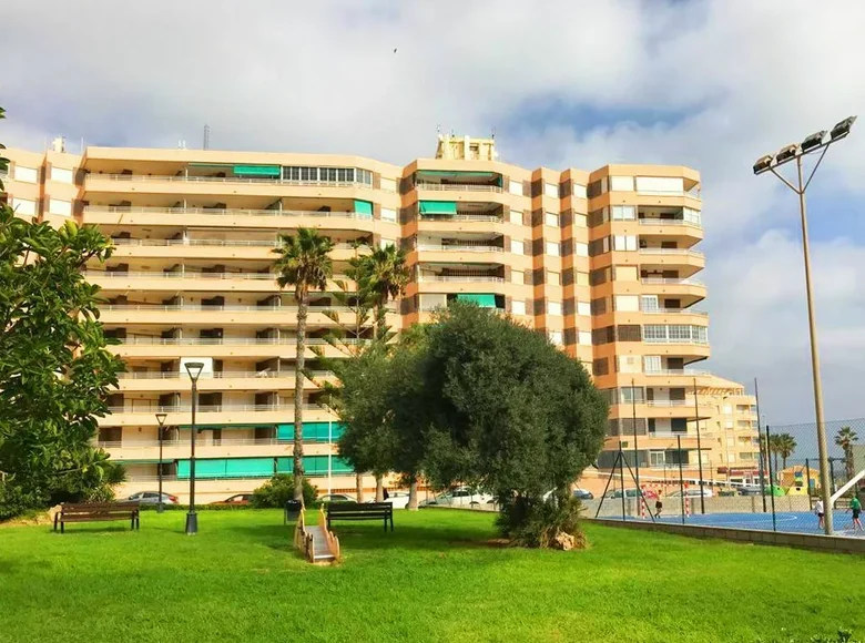 3 bedroom apartment 75 m² La Mata, Spain