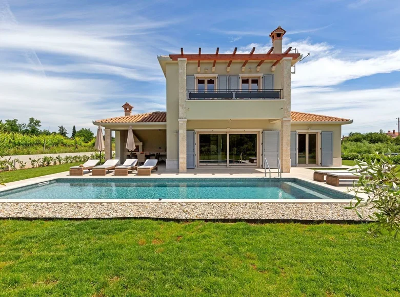 3 bedroom villa 170 m² Rabac, Croatia