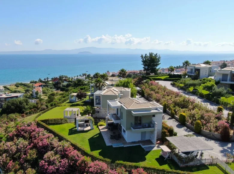 5 bedroom villa 200 m² Pefkochori, Greece