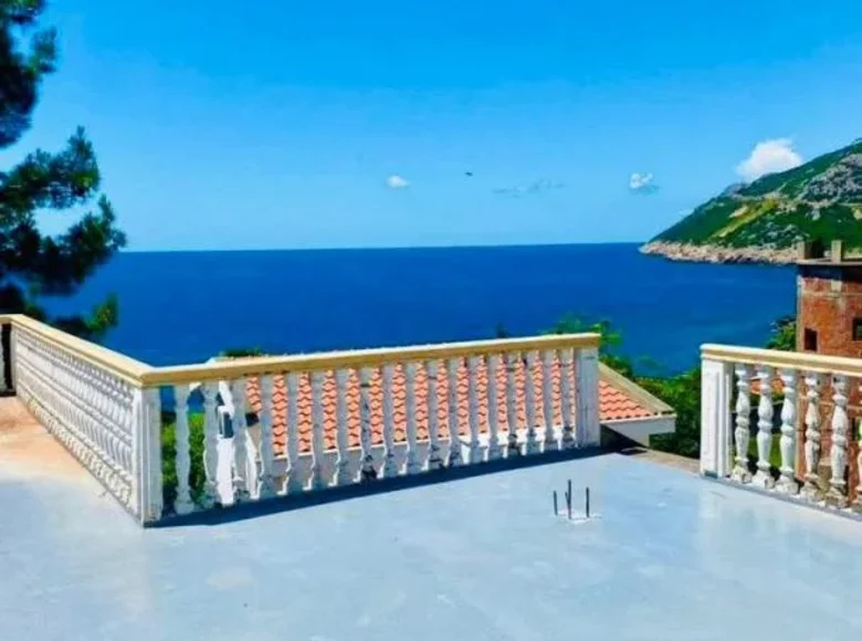 3 bedroom house 115 m² Kunje, Montenegro