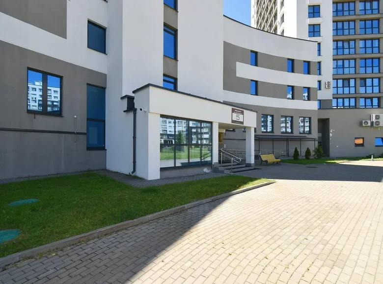 Mieszkanie 2 pokoi 80 m² Mińsk, Białoruś