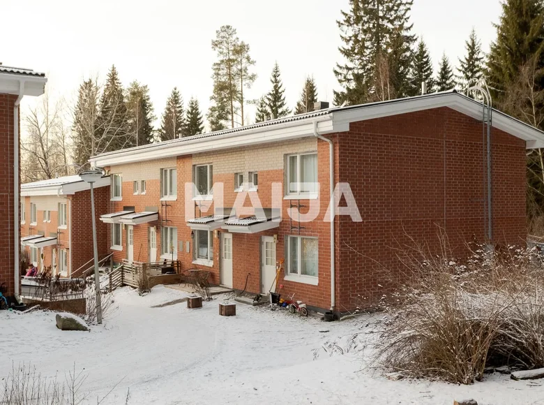 Mieszkanie 3 pokoi 83 m² Jyvaeskylae sub-region, Finlandia