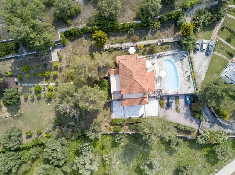 6 bedroom villa 360 m² Kalandra, Greece