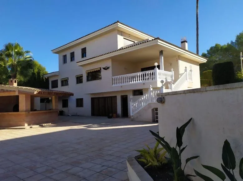 6-Schlafzimmer-Villa 390 m² Benidorm, Spanien