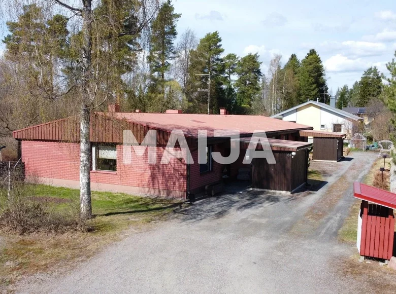 Дом 5 комнат 138 м² Jyvaeskylae sub-region, Финляндия