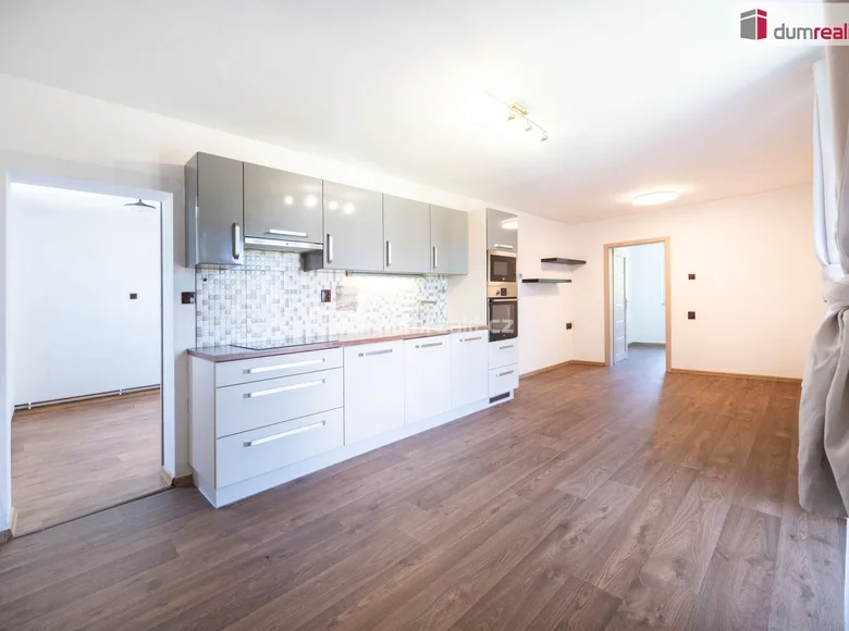 Appartement 62 m² Benesov nad Cernou, République tchèque
