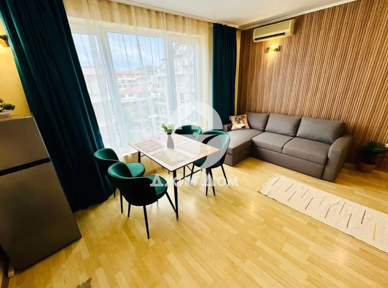 Mieszkanie 2 pokoi 60 m² Nesebyr, Bułgaria