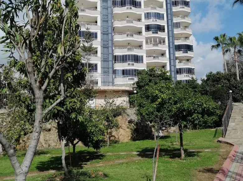 2 bedroom apartment  Mahmutlar, Turkey