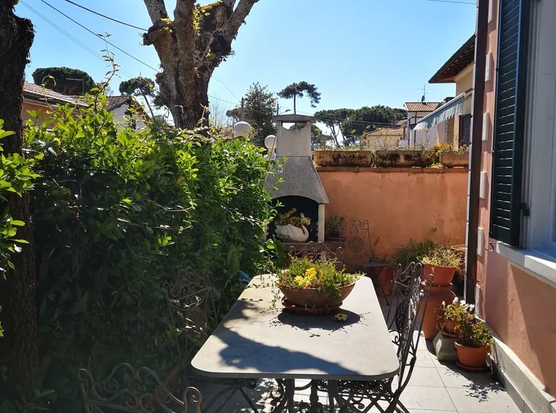 Stadthaus 3 Schlafzimmer  Marina di Pietrasanta, Italien