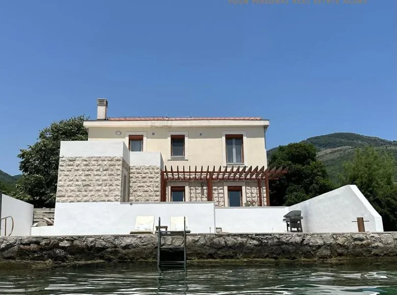 Casa 110 m² Herceg Novi, Montenegro