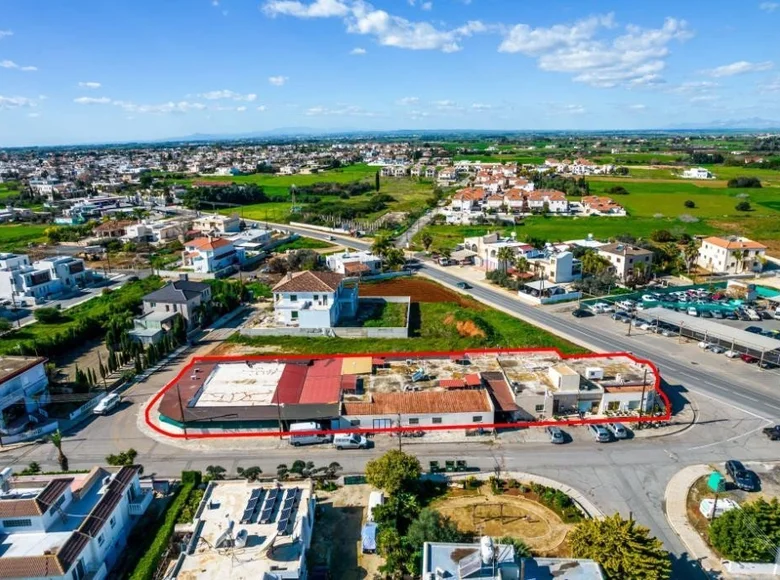 Commercial property 620 m² in Frenaros, Cyprus