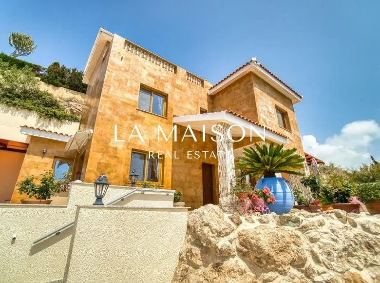 4 bedroom house 166 m² Chloraka, Cyprus