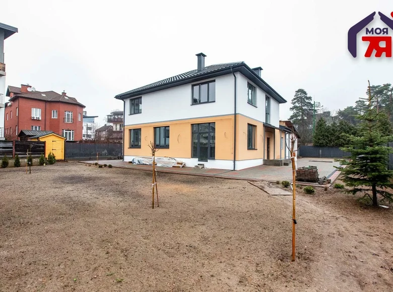 House 227 m² Minsk, Belarus