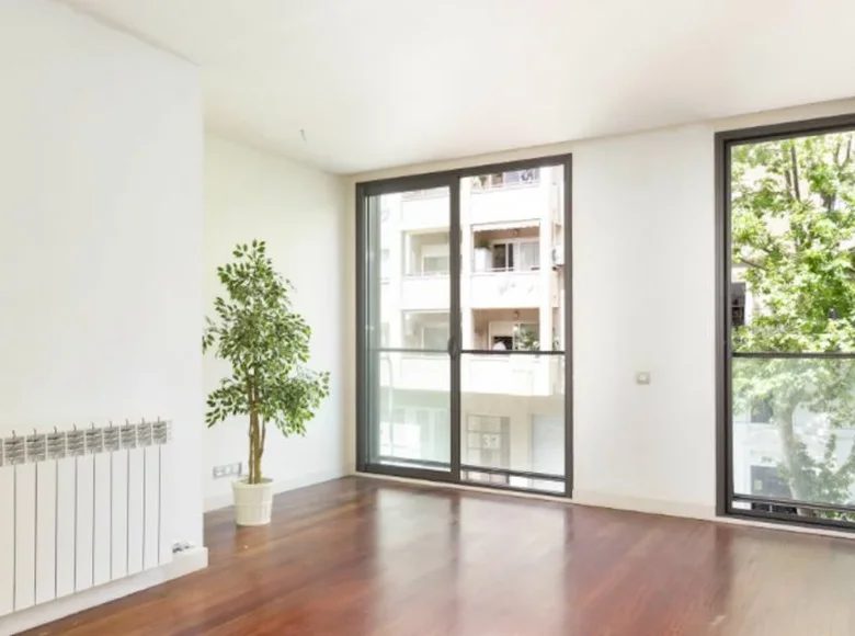 Wohnung 4 Zimmer 94 m² Barcelona, Spanien