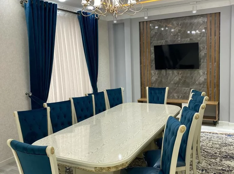 Многоуровневые квартиры 6 комнат 223 м² Ташкент, Узбекистан