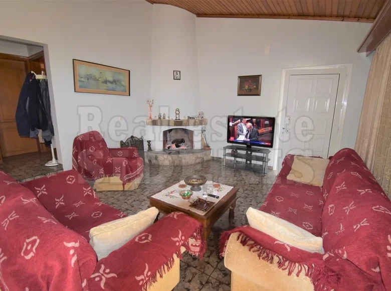 4 bedroom house  Loutraki-Perachora-Agioi Theodoroi Municipality, Greece