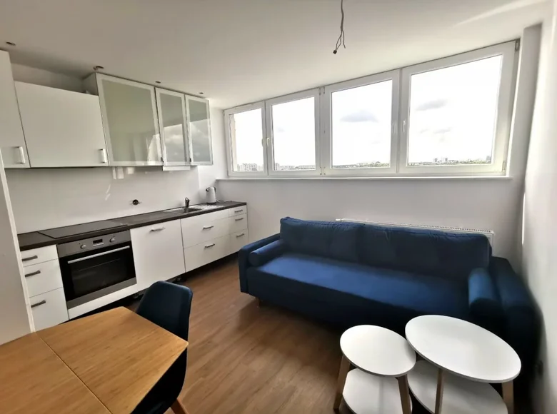 Mieszkanie 2 pokoi 38 m² w Poznań, Polska