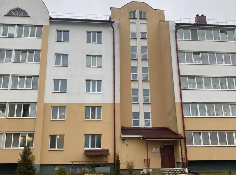 Mieszkanie 3 pokoi 76 m² Łohojsk, Białoruś