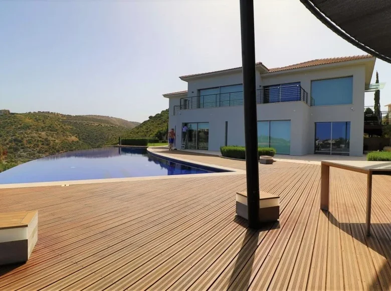 Dom 4 pokoi 400 m² Kouklia, Cypr
