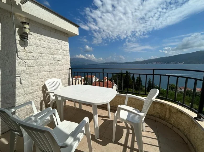 Wohnung 2 Schlafzimmer 65 m² Bijela, Montenegro